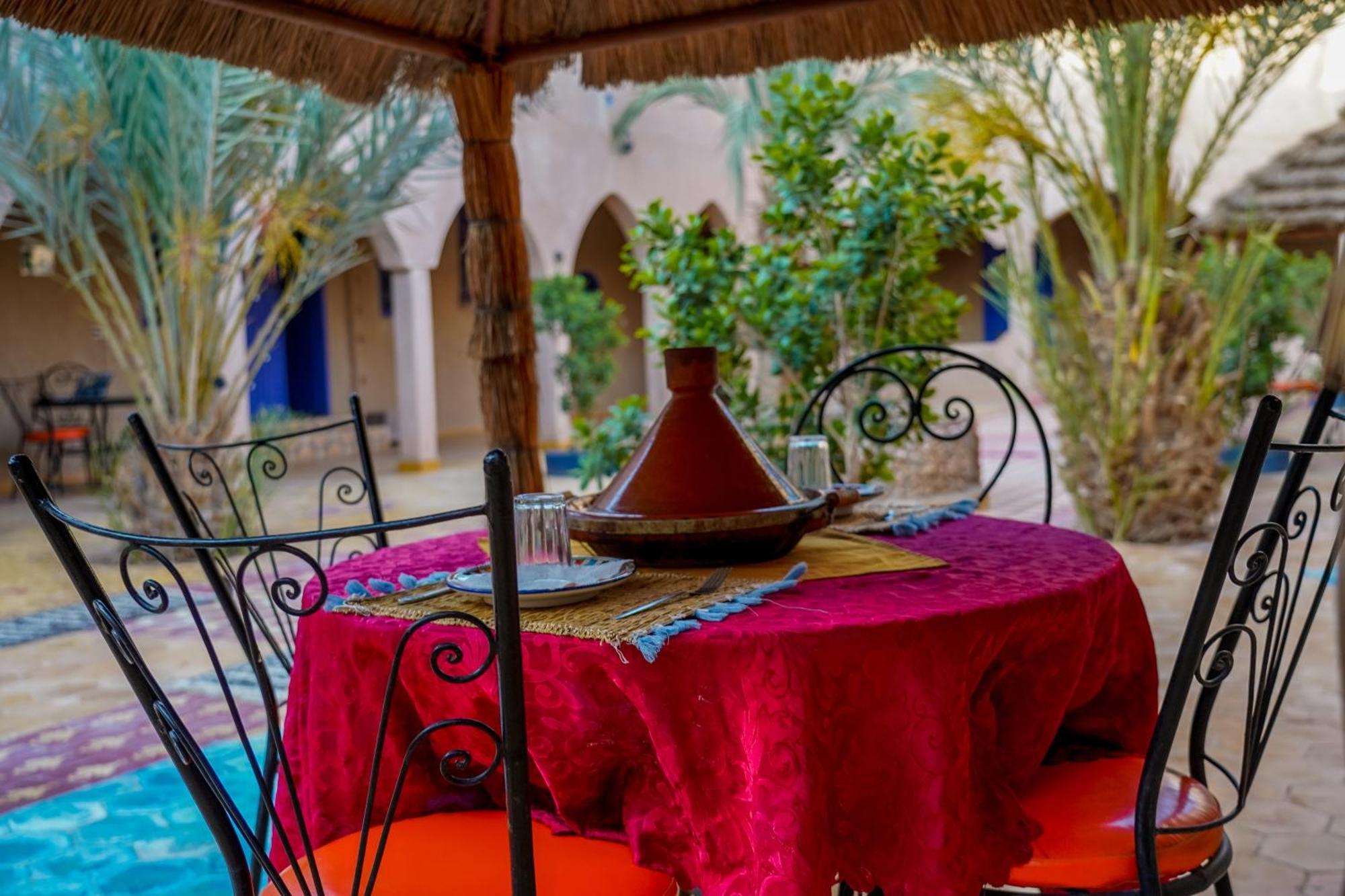 Auberge Les Roches Merzouga Exterior foto