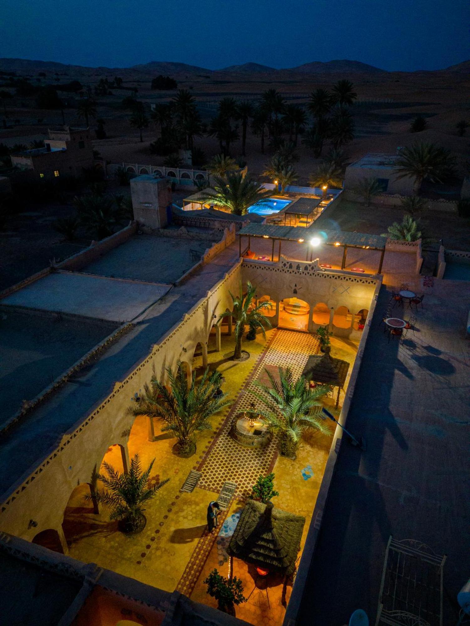 Auberge Les Roches Merzouga Exterior foto